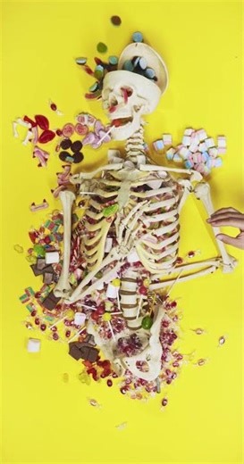 Spooky Halloween Candy Display Idea: Skeleton - Home Decor Kingdom
