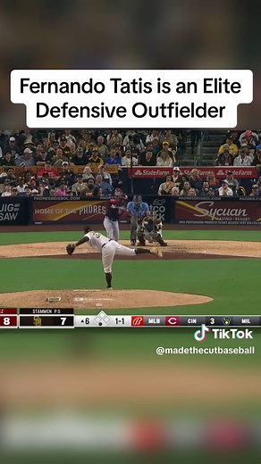 Fernando Tatis Jr. - Elite Defensive Outfielder Breakdown