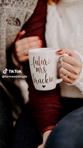 One of the first big wedding decisions? Choosing your venue. It sets the background and tone for your wedding day. In our blog 'I’m Engaged… Now What? A Delaware Wedding Planning Guide for Newly Engaged Couples', we share what couples should look for in a Delaware wedding venue, along with the early planning steps that make the rest of the process feel easier (promise). If you’re dreaming of a wedding that feels romantic, intentional, and supported from day one, this is a great place to start. A