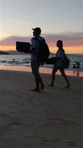 Relaxing Sunset Beach Walk 🌅 10 Minutes of Real Ocean Sounds | Brazil
