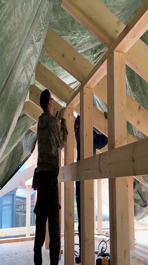 This is right way to make connection of wooden roof rafter frameworks | Cecelia construction