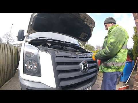 How to remove the front grille VW Crafter 2 5 / Как снять переднюю решетку VW Crafter 2 5