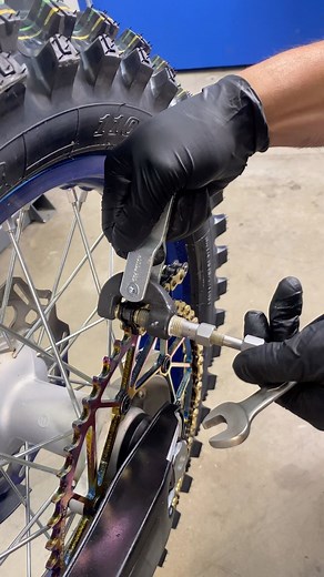 Motion Pro Inc. on Instagram: "What’s your favorite MP Chain Tool? ⛓ Fresh 520 X-Ring Chain break & install with a few must-have MP chain tools: Chain Breaker with Folding Handle - Part No. 08-0001 Chain Master Link Press Tool - Part No. 08-0675 Master Link Clip, Pliers - Part No. 08-0230 What Motion Pro product would you like us to show next? #motionpro #motionprotools #motionprospecialtytools #motionprochaintools #therighttools #geteqquiped #50serieschain #520chain #motorcyclechain #masterlink