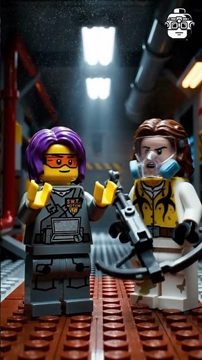 Trapping the SWAT team inside Quarantine Zone | LEGO Zombie