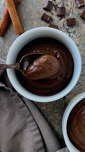 Creamy and so delicious, this Chocolate Avocado Pudding is made with only 6 ingredients and is a healthy dessert that is dairy-free, gluten-free, refined sugar-free, and ready in less than 5 minutes! Get the recipe > https://savoryspin.com/easy-chocolate-avocado-pudding/ | Savory Spin