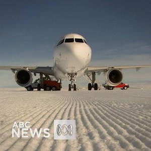 Flying from Australia to Antarctica can be treacherous when the only runway is covered in slippery ice. When the summer runway melts, it closes completely. That’s why the Australian Antarctic Division are investigating the possibility of building an airport with year round runway access to the Antarctic. Read more here: http://ab.co/2mgAC8G | ABC News