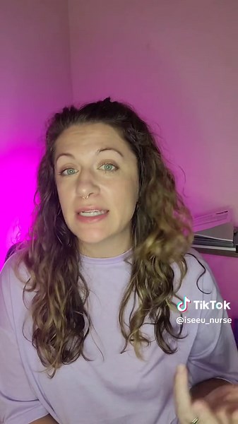 A quick review of Ventricular Fibrillation / Vfib #ACLS #BLS #criticalcarenurse #newgradicunurse #newgradnurse #icutiktok #icunursing #greenscreenvideo