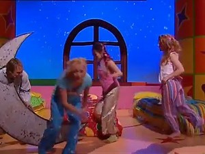 Hi-5 Sharing Stories- Silvery Moon