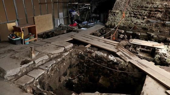 Aztec Sacrifices May Reveal First Royal Tomb
