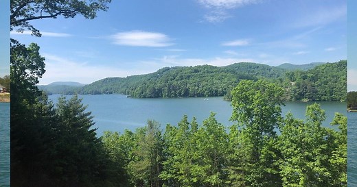 Lake Glenville In North Carolina Is A Gem And A Half