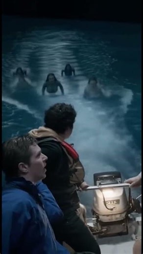 Boat Crew Films Terrifying Siren Chase in the Dark 😱 #siren #scary #aiart