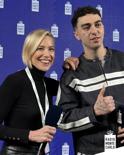 “Emigrato (Italiano)” è il jingle ufficiale della 76ª edizione del Festival di Sanremo e porta la firma di Welo. Lo abbiamo intervistato qui a Villa Nobel insieme a Tamara Donà e gli abbiamo chiesto: “Descrivi il Festival di Sanremo con una parola”. L’intervista integrale è su radiomontecarlo.net #ExtraFestival #suppliedby @motorolaita #moto57 | Radio Monte Carlo