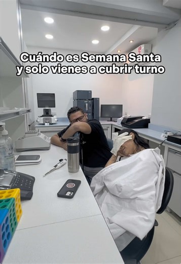 Humor en el laboratorio: Memes y ciencia divertida