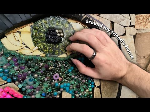 ASMR Tapping & Scratching Around my Friend’s House 👁️