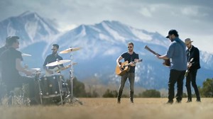 Dierks Bentley, Brothers Osborne - Burning Man [72