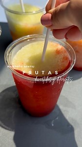 RECETARIO DE RECETAS CON FRUTA GRATIS!🍒🍓 ¡Estoy REGALANDO recetarios de mis recetas del 2024!😍 Sígueme para que no te pierdas ningún recetario! (Son por tiempo limitado… aprovecha!)🥳 Para descargarlo, da click en el enlace de mi perfil (linktr.ee), luego da click en el RECETARIO DE FRUTA y lo puedes descargar desde ahi!🔗 Te recomiendo descargarlo porque va a estar disponible por un tiempo limitado! Ya que lo hayas descargado puedes dar click en los botones de “video” y puedes ver los proced