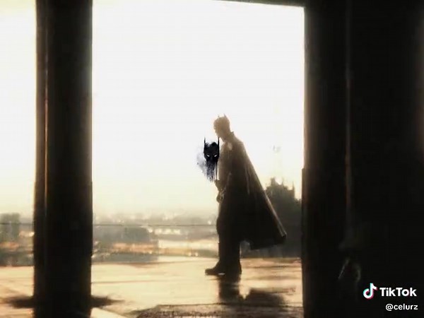 Creative Batman Visuals: Exploring Artistic Concepts