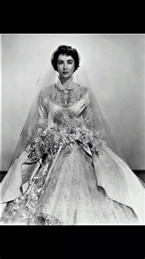 Elizabeth Taylor’s 8 Iconic Wedding Looks #elizabeth #dress #history