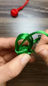 How to tie a keychain with marbles is simple and easy to do #crafts #diycrafts #craft #diy #diycrafting | Craft Home