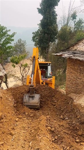 JCB Backhoe 3DX in Action, Digging New Road