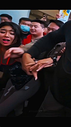 The way Ishowspeed eat without hesitation 💞