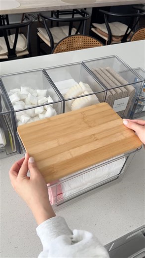 joyhome_life on Instagram: "Comment “SINK” and I’ll send the link to your DMs!📮 One of my hidden spots in the kitchen, undet the sink! This is where I store the kitchen essentials I actually use daily. Cleaning supplies, sponges, towels, and all the little things I like to keep within reach. It is a small space and it gets messy fast, so I wanted to show what I stock and how I keep it organized in a way that actually works. Small space, but clean and functional! . . Under sink organization, und