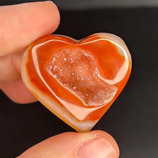 Druzy Agate Heart | Beautiful Druzy Quartz in Carnelian | Polished Red Agate Crystal Heart Carving - Etsy