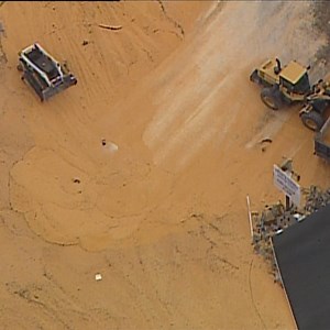 80K views · 467 reactions | Nearly 10,000 tons of corn spilled onto a...