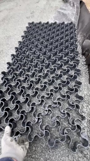 Permeable Gravel Driveway: Strong, Durable Installation