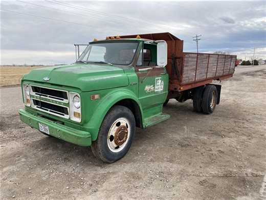 1970 Chevrolet C50 Grain Truck | Transportation
