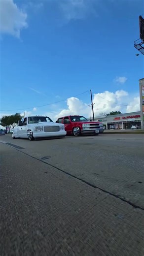 Cruising back from trucks and coffee with the fellas them, duallys was owning them streets today!🔥🔥😮‍💨😮‍💨😮‍💨#foryourpage #htx #obs #fy #obs