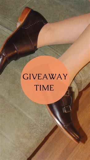 👟 SHOES GIVEAWAY – JAZZ’N FASHION ✨ Together with Jazz’n Fashion, we’re giving away ONE FREE PAIR of swing dance shoes designed for comfort, elegance, and dancers who care about quality 💃🕺 Want to step into style? Follow all the steps 👇 ✨ HOW TO ENTER 1️⃣ Follow @socialswingtv & @jazznfashion 2️⃣ Comment this post & share it in your Stories 3️⃣ Apply via the link in bio on Social Swing (Apply button on the giveaway page) ⚠️ All steps are required to participate. 🚚 FREE SHIPPING to Europe, U