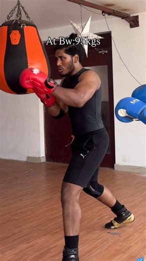 DFC on Instagram: "Be like water my friend , float like a butterfly and sting like a wasp 🦅 . . . . . . . #boxing #boxinglife #dungeonfightclub #championmindset #boxingtraining #boxingworkout #motivational #indianboxing #mitts #padwork #partnerdrills"