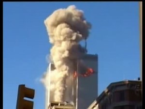 9.11テロ １機目がWTCノースタワーに突入した瞬間
