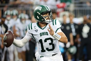 Is There College Football Tonight? Complete Schedule, How To Watch, and More for Tuesday Night