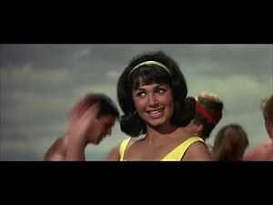 Bikini Beach - 60s Beach Dancing