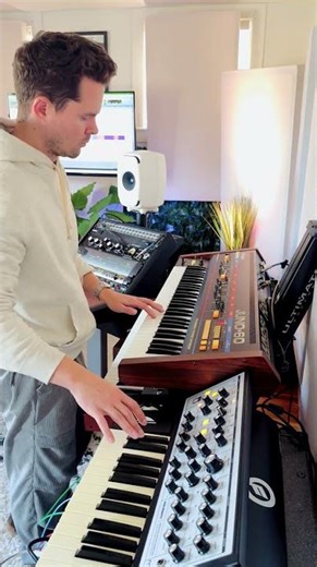 Spacey Juno-60 and Moog Sub Phatty