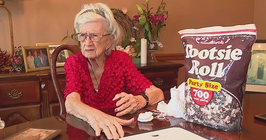 Suburban woman celebrates 107th birthday, shares secrets to longevity