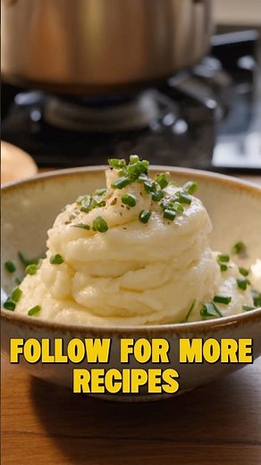Restaurant Style Mashed Potatoes At Home.