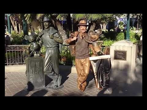 アメリカでウォルト仮装してみた