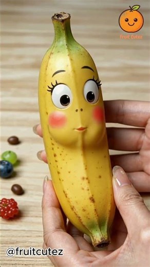 Cute Banana ASMR | Feeding & Chewing with Adorable Expressions! 🍌👀