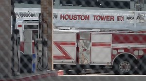 Houston's new $1.5 million ladder truck too big to fit inside station, HFD says