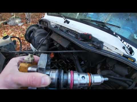 DT 466E Replacing An Injector