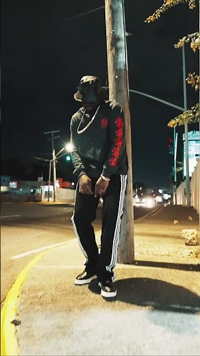 Have you seen the full video for „Juggling Sweet“ w. J Boog & Busy Signal?