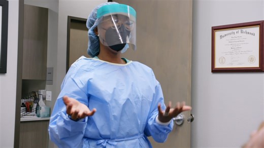 27K views · 241 reactions | Dr. Lee and Dr. Lyndsey try to not get sprayed when they remove a patient’s huge cyst. New episodes of #DrPimplePopper #BreakingOut premiere on Mondays at 9/8c only on Lifetime! | Lifetime | Facebook