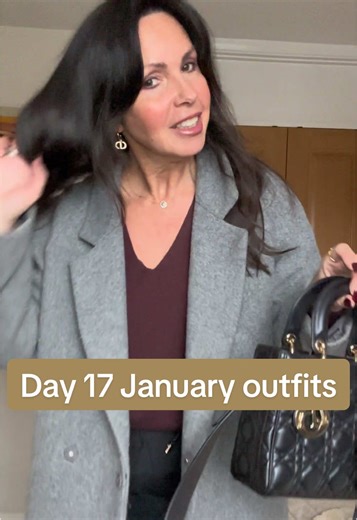 Outfits for Women Over 50: Day 17 Style Inspiration