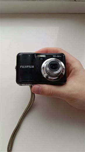 💿Simple retro - Fujifilm FinePix A170 compact digital camera #Y2K #Nostalgia #2000s #Digicam #Shorts