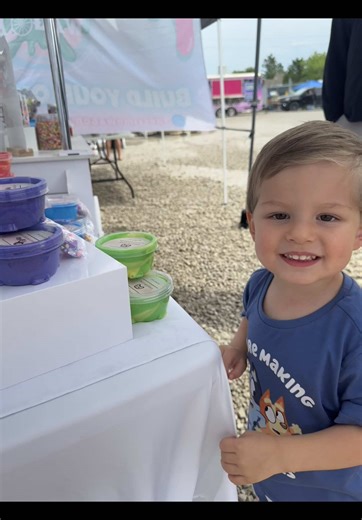 Vendor Booth setup = complete ✅ Let the fun begin!🎉 . . . . #BeforeToBooth #SlimePopUpFun #VendorLife #SlimeStationReady #TheSlimeWagonSetup #MobilePartyVibes #KidVendorExperience #theslimewagon #slime #slimevideo #slimeshop #slimestation #slime❤️ #slimeslime #slimeparty #fy #fypシ #fyp