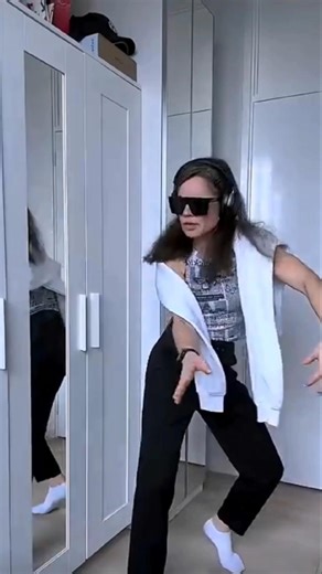 Danco Classic Hit Dance Born To Be Alive A Disco Anthem That Became Worldwide Patrick Hernandez P387