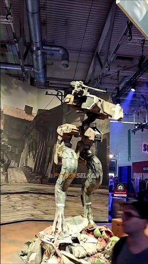 They Built an MGS4 GEKKO at Gamescom! 😲 #metalgearsolid #gaming